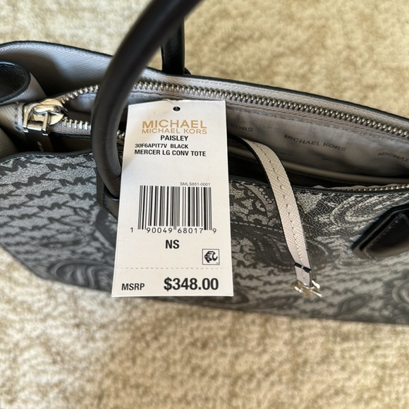 Brand New Michael Kors Tote - Picture 4 of 4